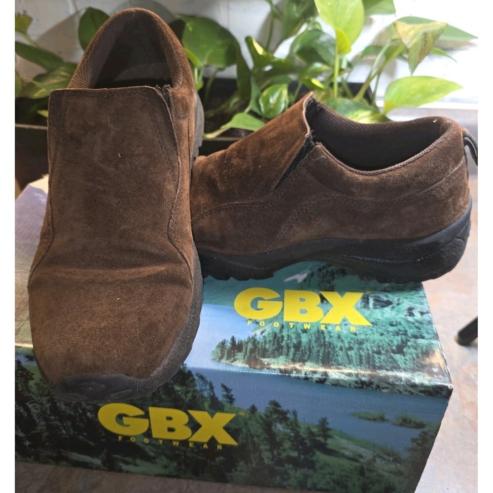 Men's GBX Brown Suede Slip On Trail Climber Shoes W Box 9.5M